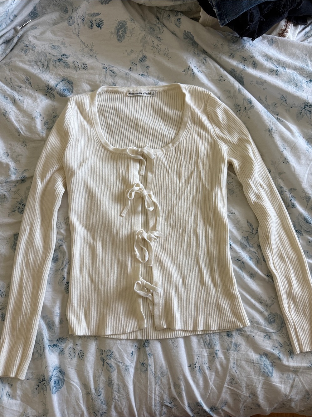 Abercrombie & Fitch Ivory Ribbed Long-Sleeve Tie-Front Top